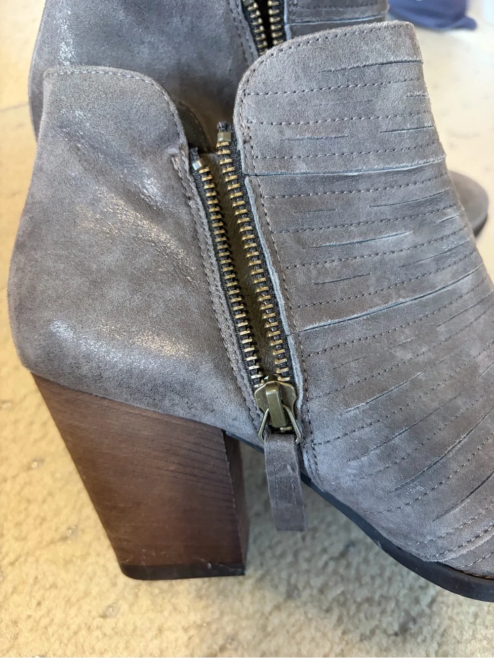Paul Green Malibu Sliced Zip Bootie Earth Metallic Grey Leather Ankle Boots 5.5